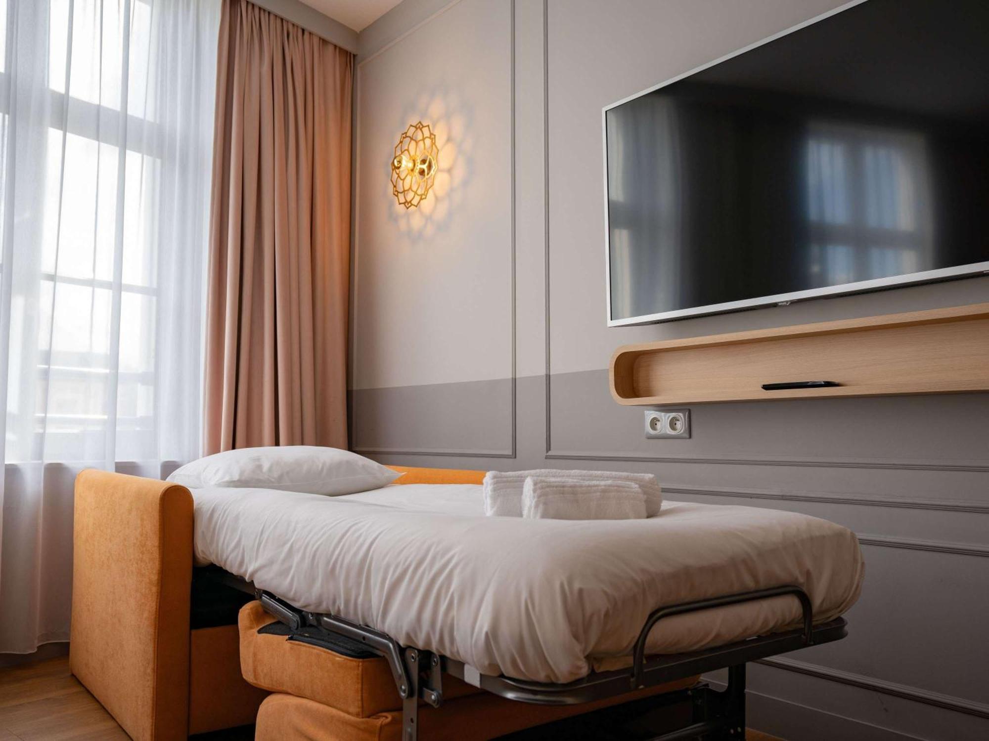 Mercure Saint Omer Centre Gare Exteriör bild